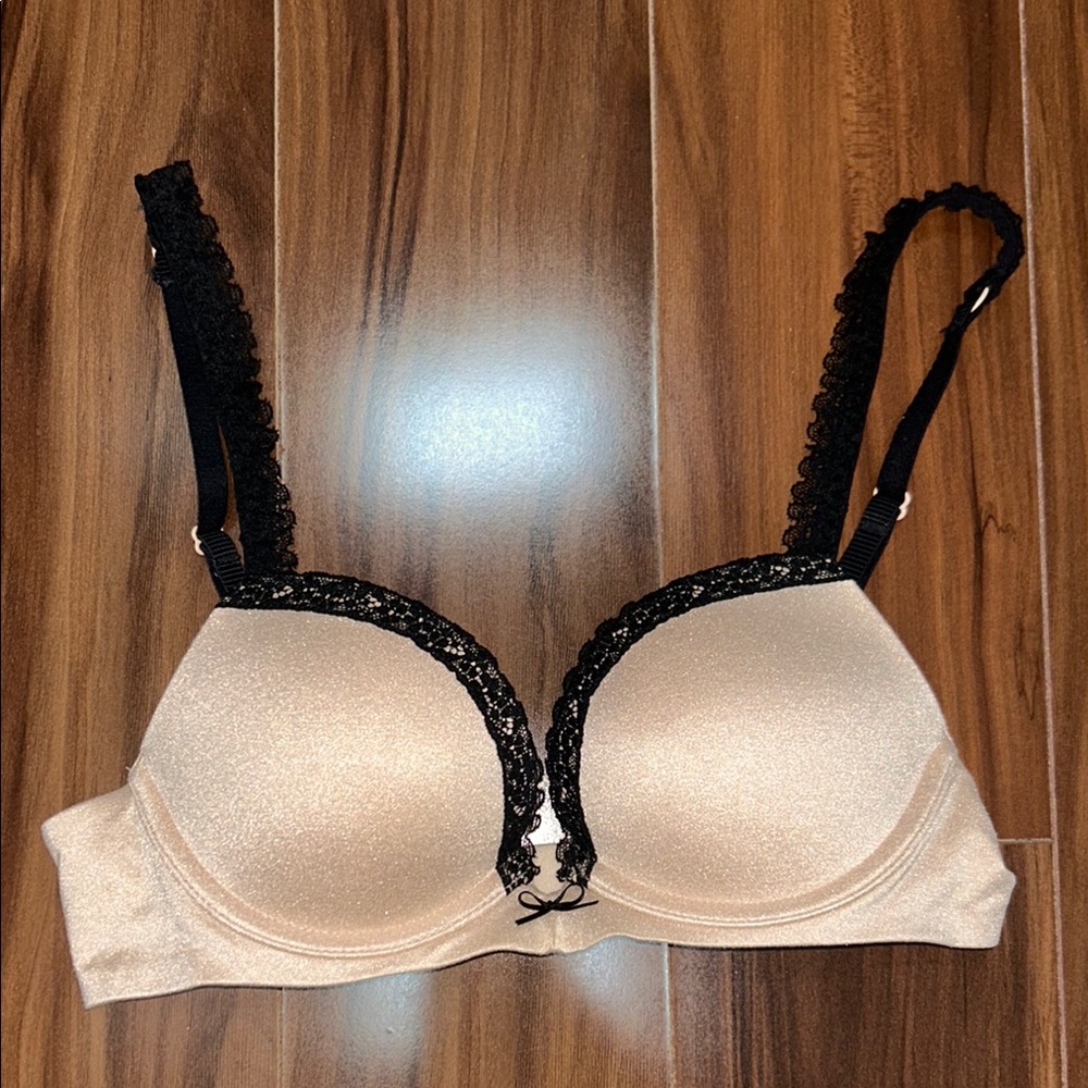 32B Aerie Lexi padded push-up bra